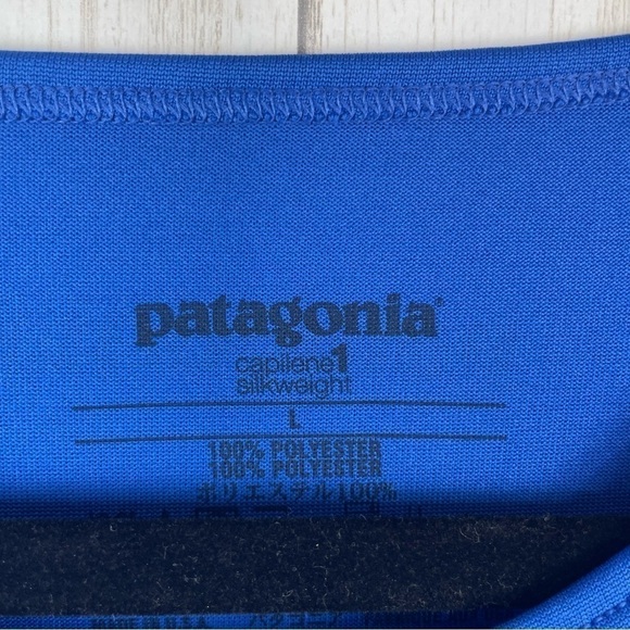 Patagonia blue silk weight top large - Picture 2 of 3
